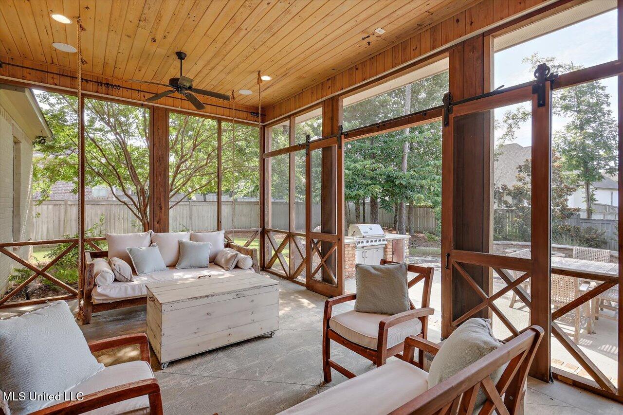 111 Wingspan Way