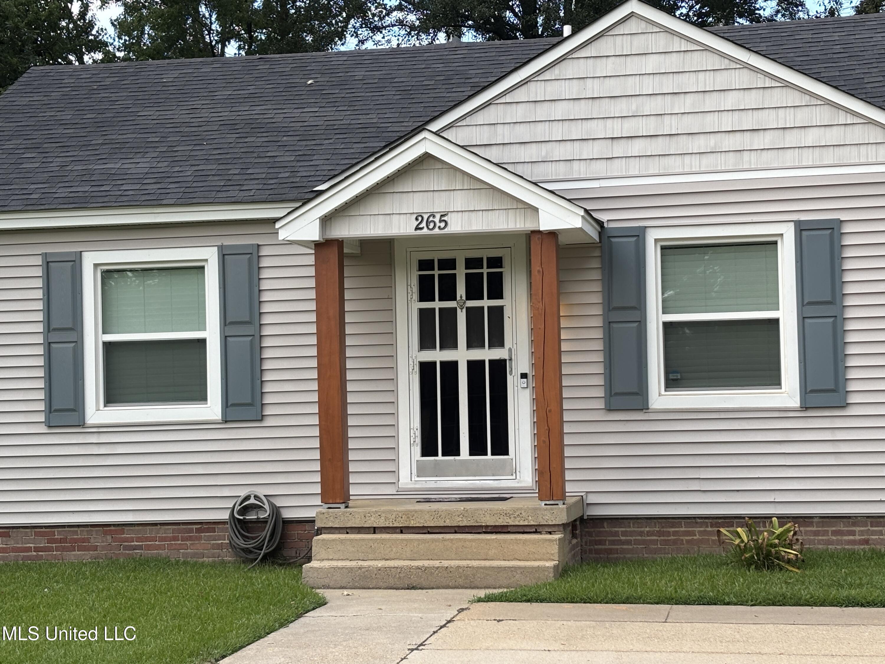 265 Lamar Street
