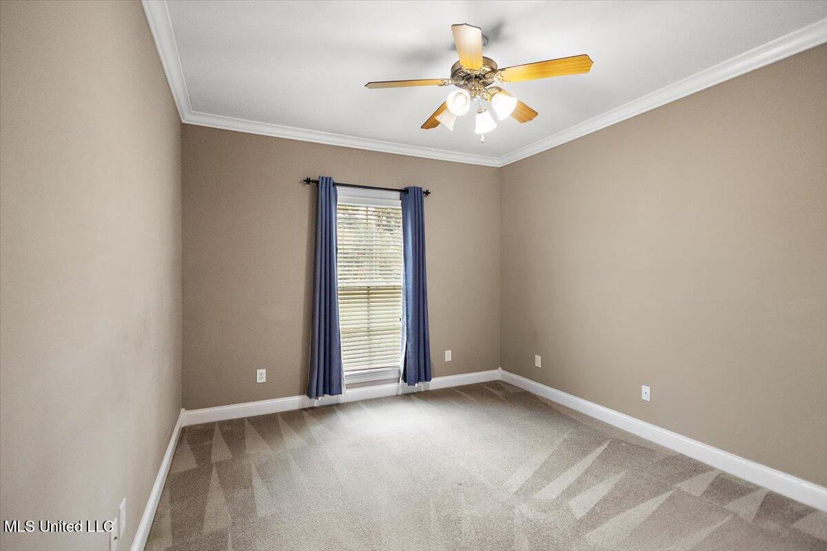 100 Waterford Lane