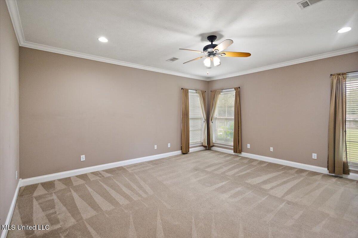 100 Waterford Lane