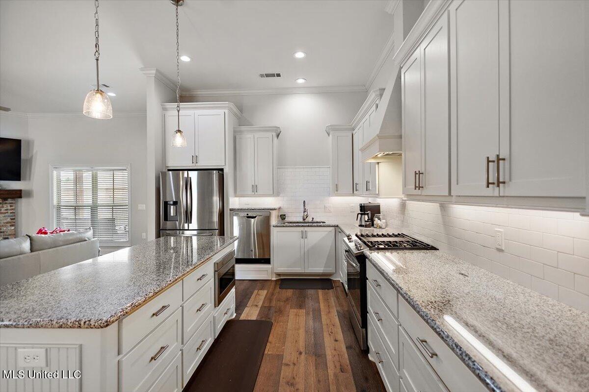 111 Hampton Trail