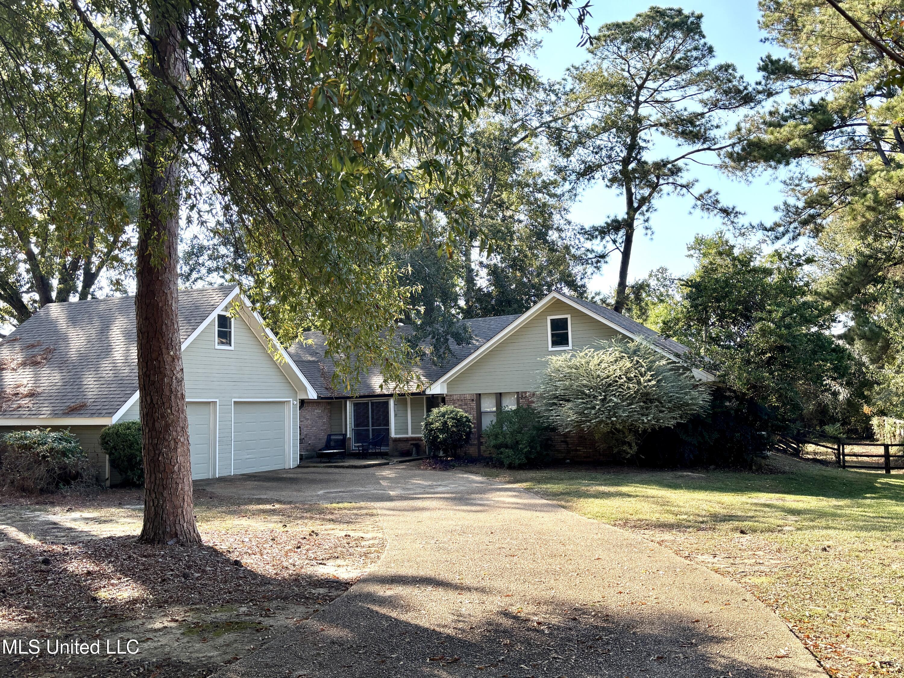 149 Stonegate Drive, Madison