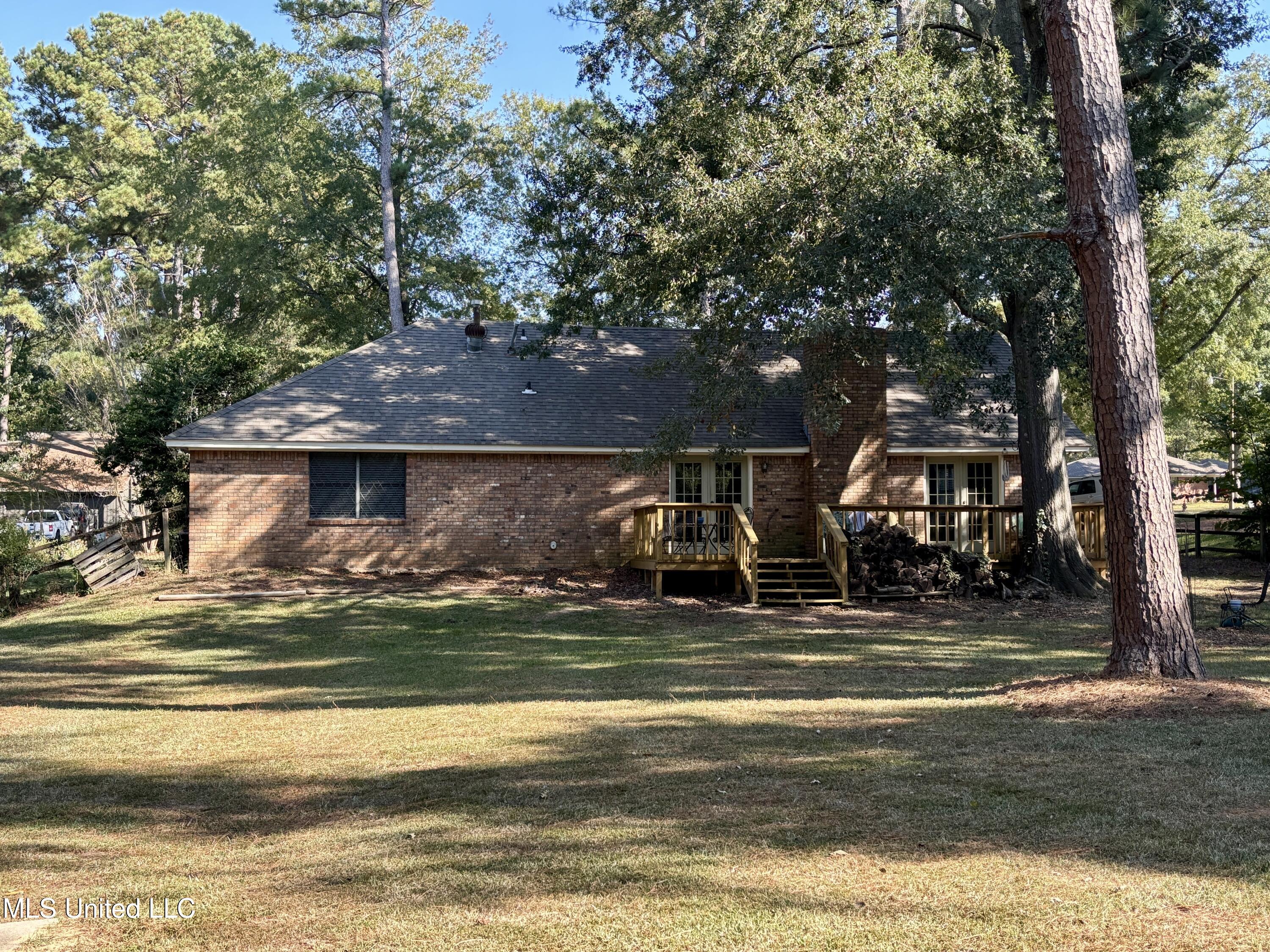 149 Stonegate Drive, Madison
