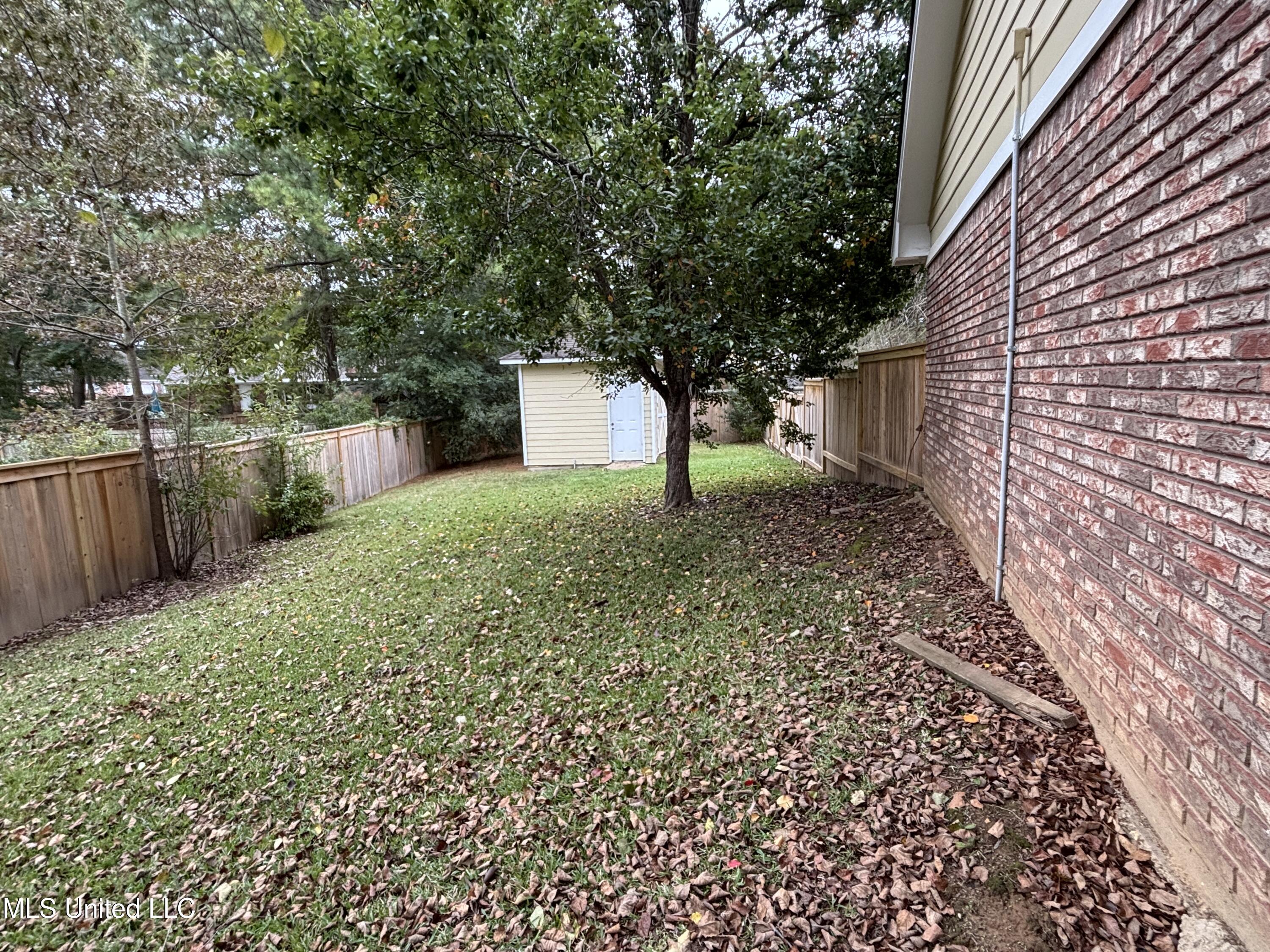 132 Hillcrest Way