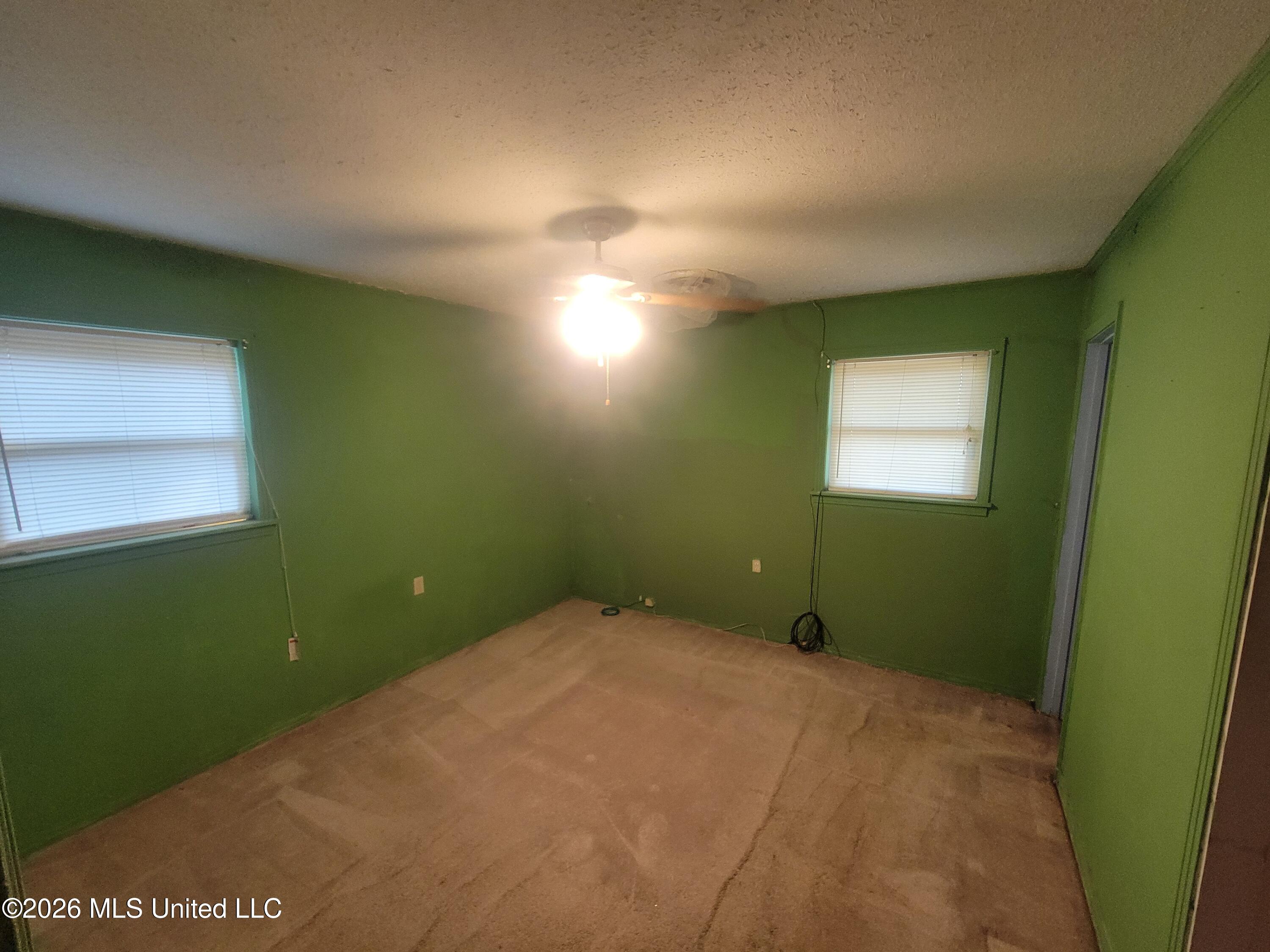 817 Roosevelt Street