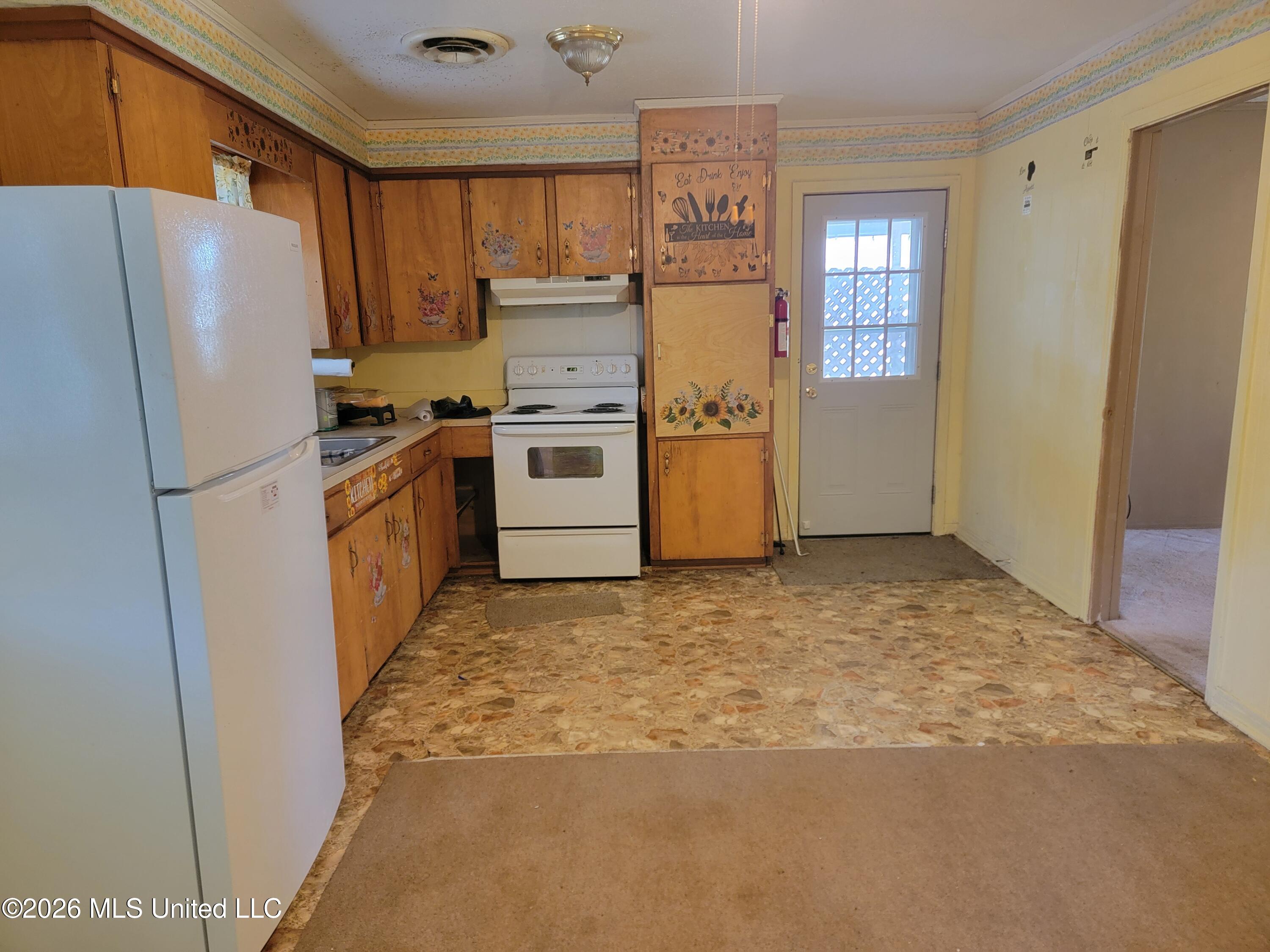 817 Roosevelt Street