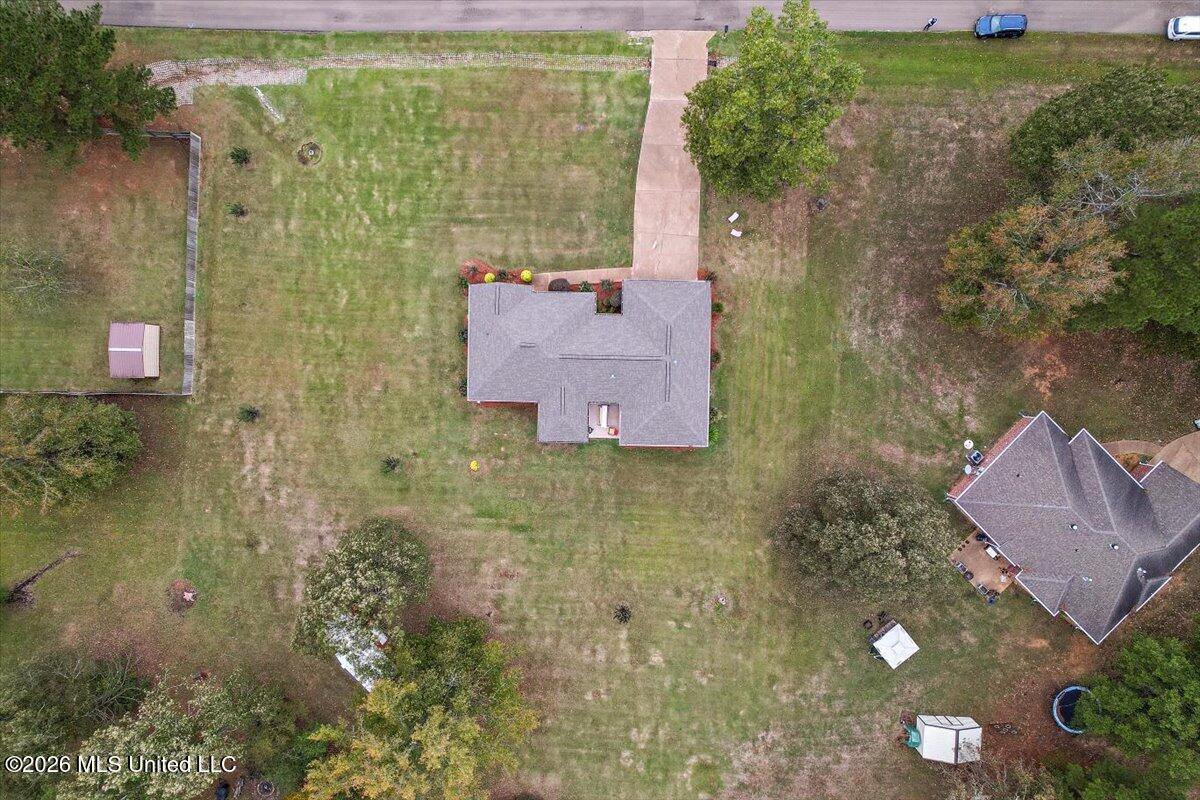 724 Forest Woods Drive