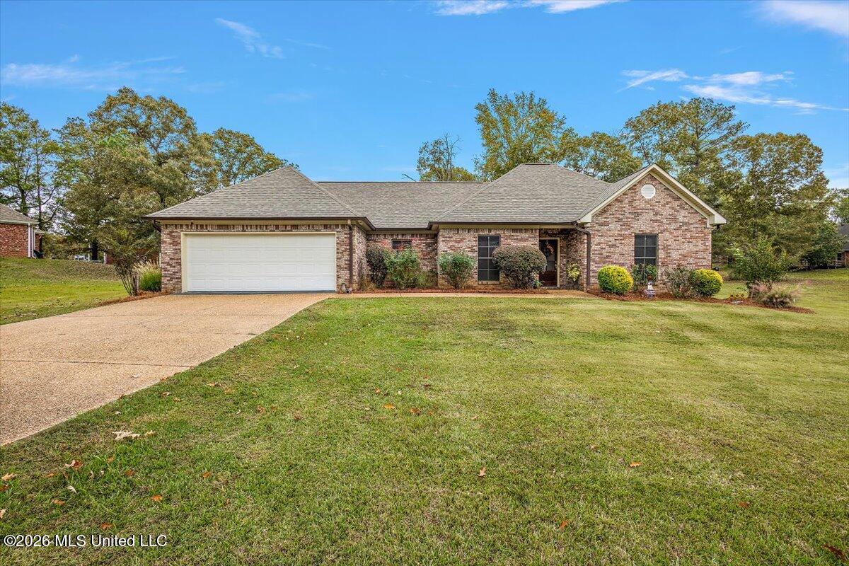 724 Forest Woods Drive