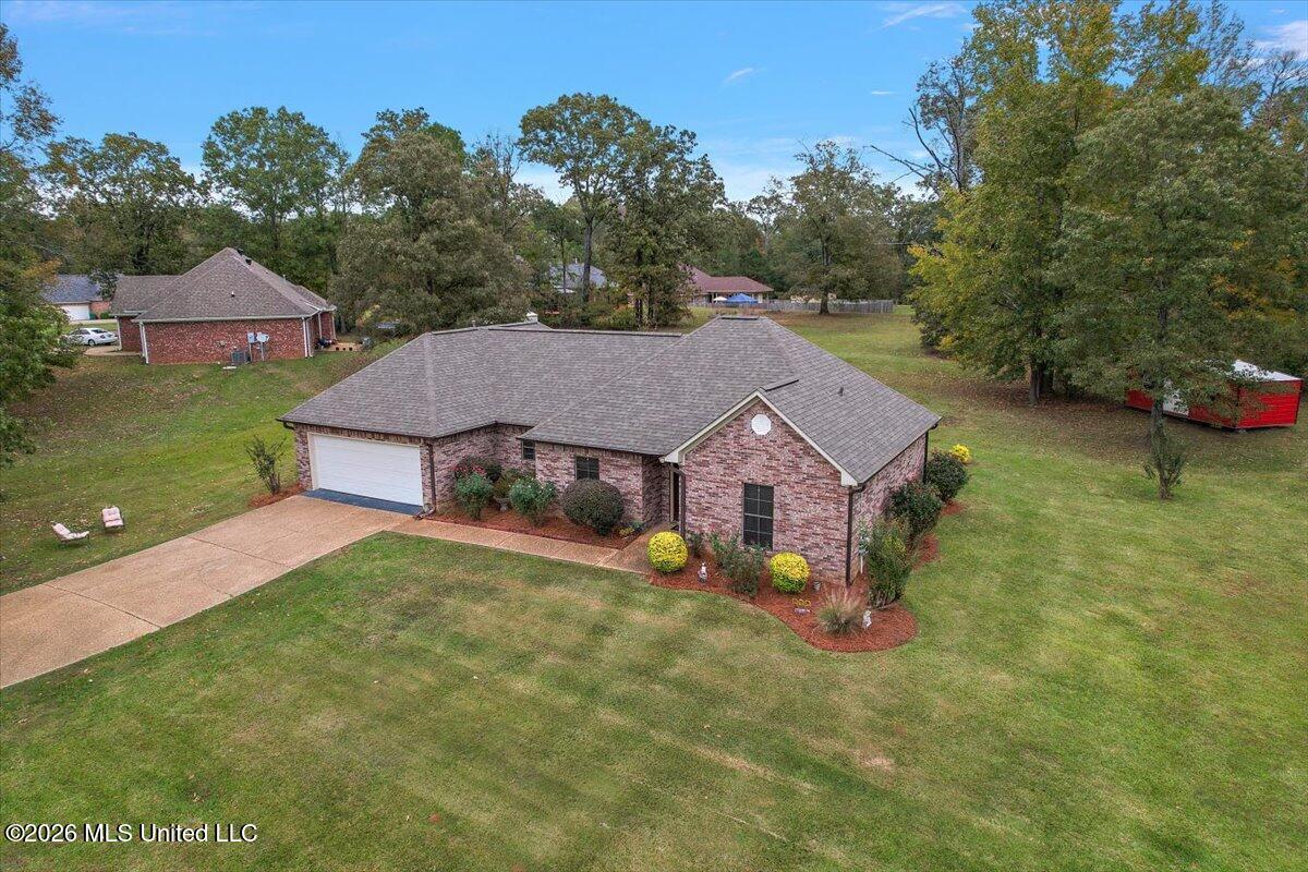 724 Forest Woods Drive