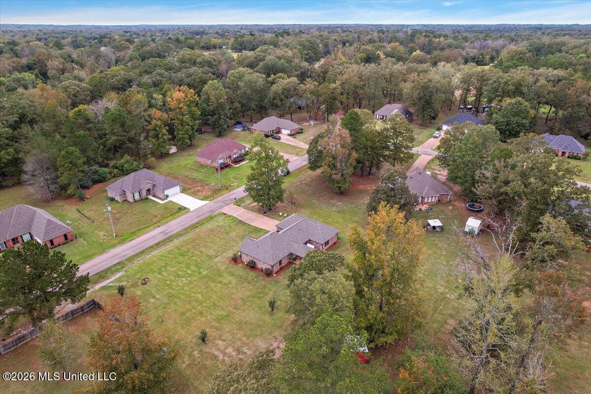 724 Forest Woods Drive