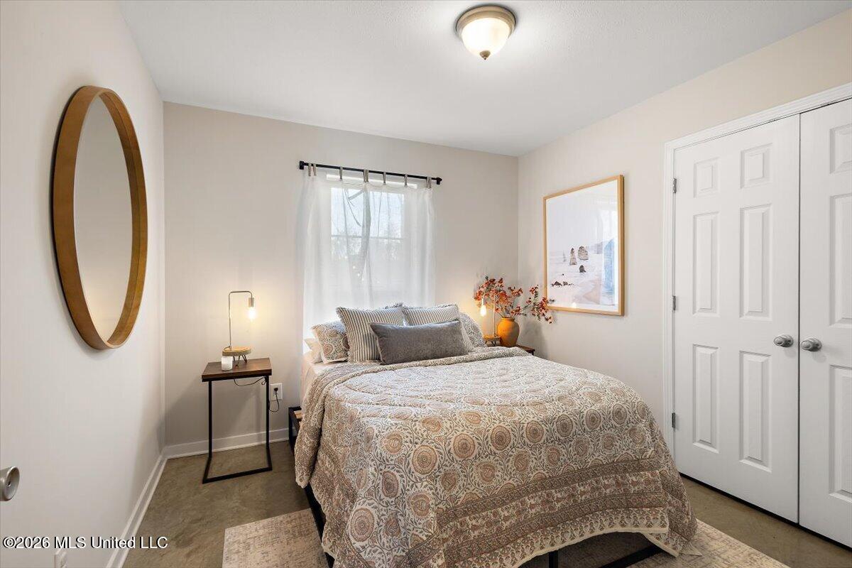 736 Sawgrass Lakes Drive