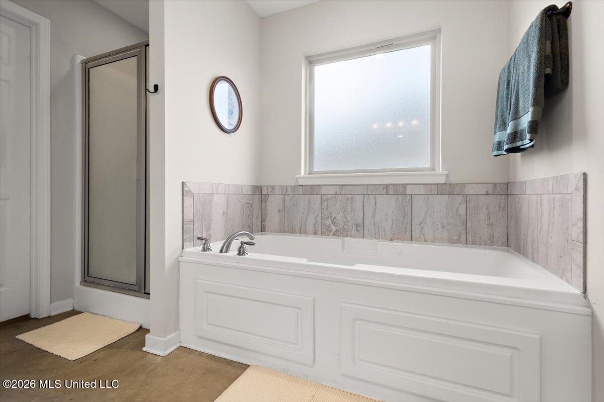 736 Sawgrass Lakes Drive