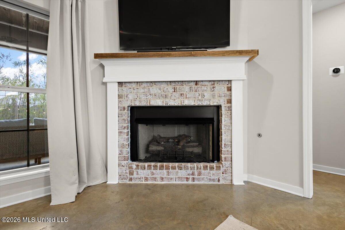 736 Sawgrass Lakes Drive