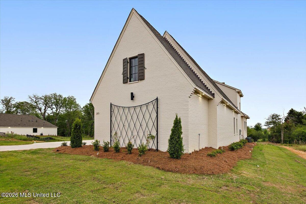213 Welchshire Drive