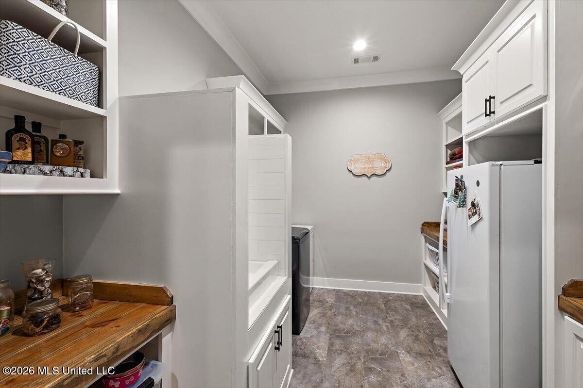 118 Cedar Ridge Drive