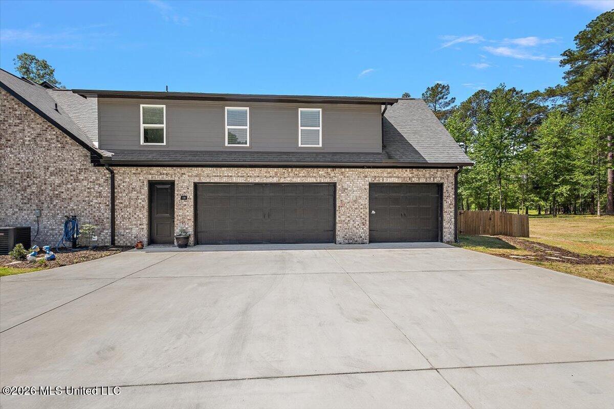 118 Cedar Ridge Drive