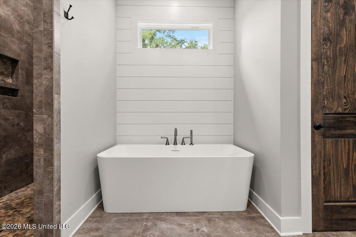 118 Cedar Ridge Drive