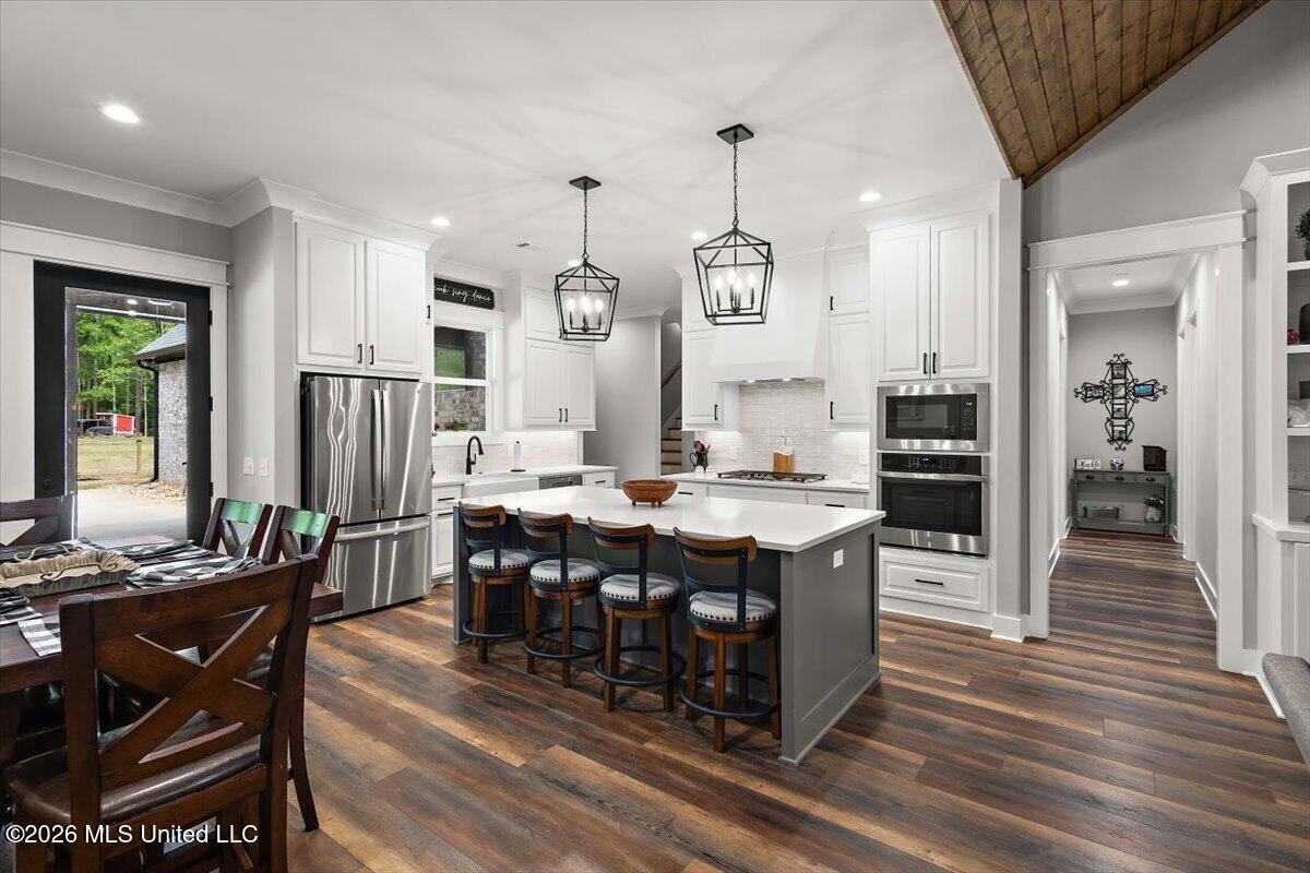 118 Cedar Ridge Drive