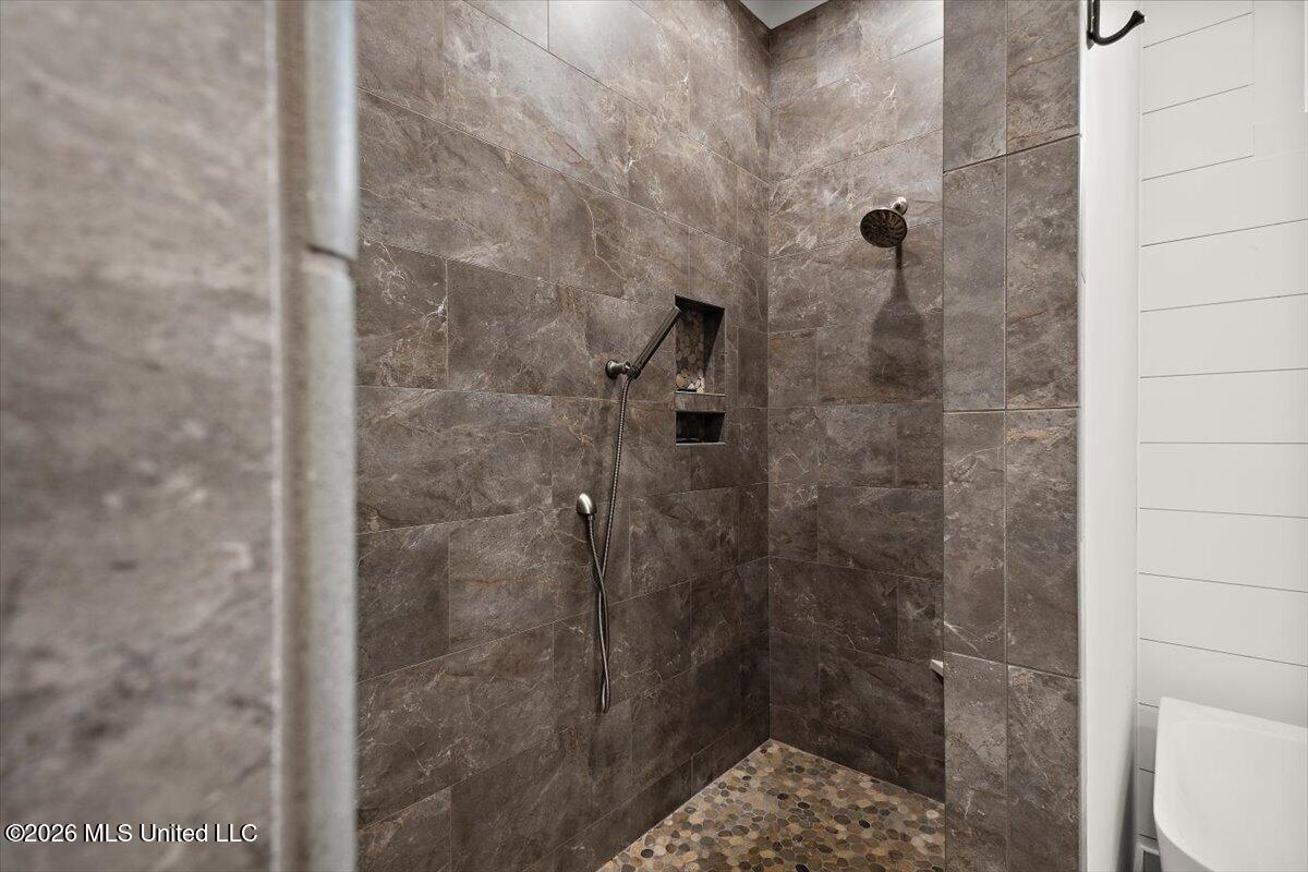 118 Cedar Ridge Drive