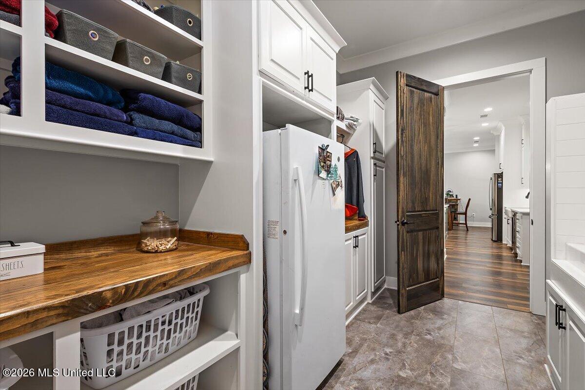 118 Cedar Ridge Drive