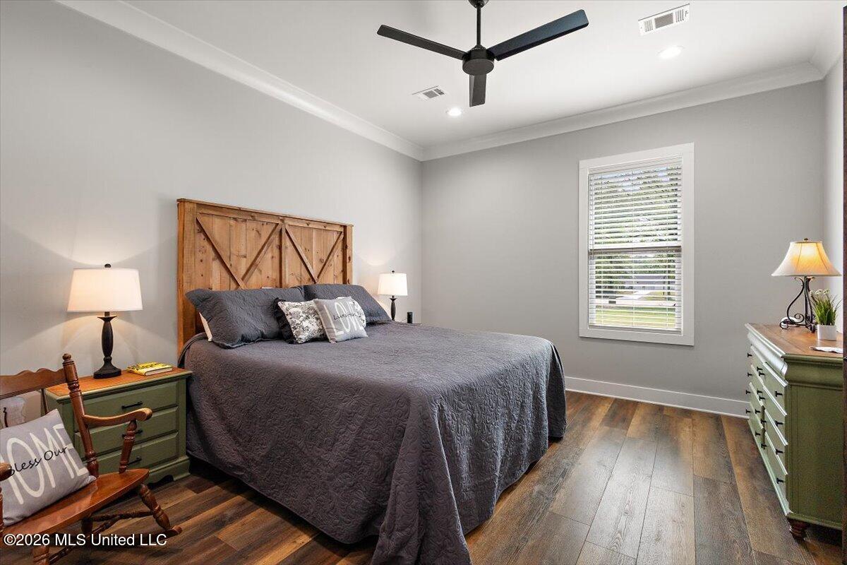 118 Cedar Ridge Drive