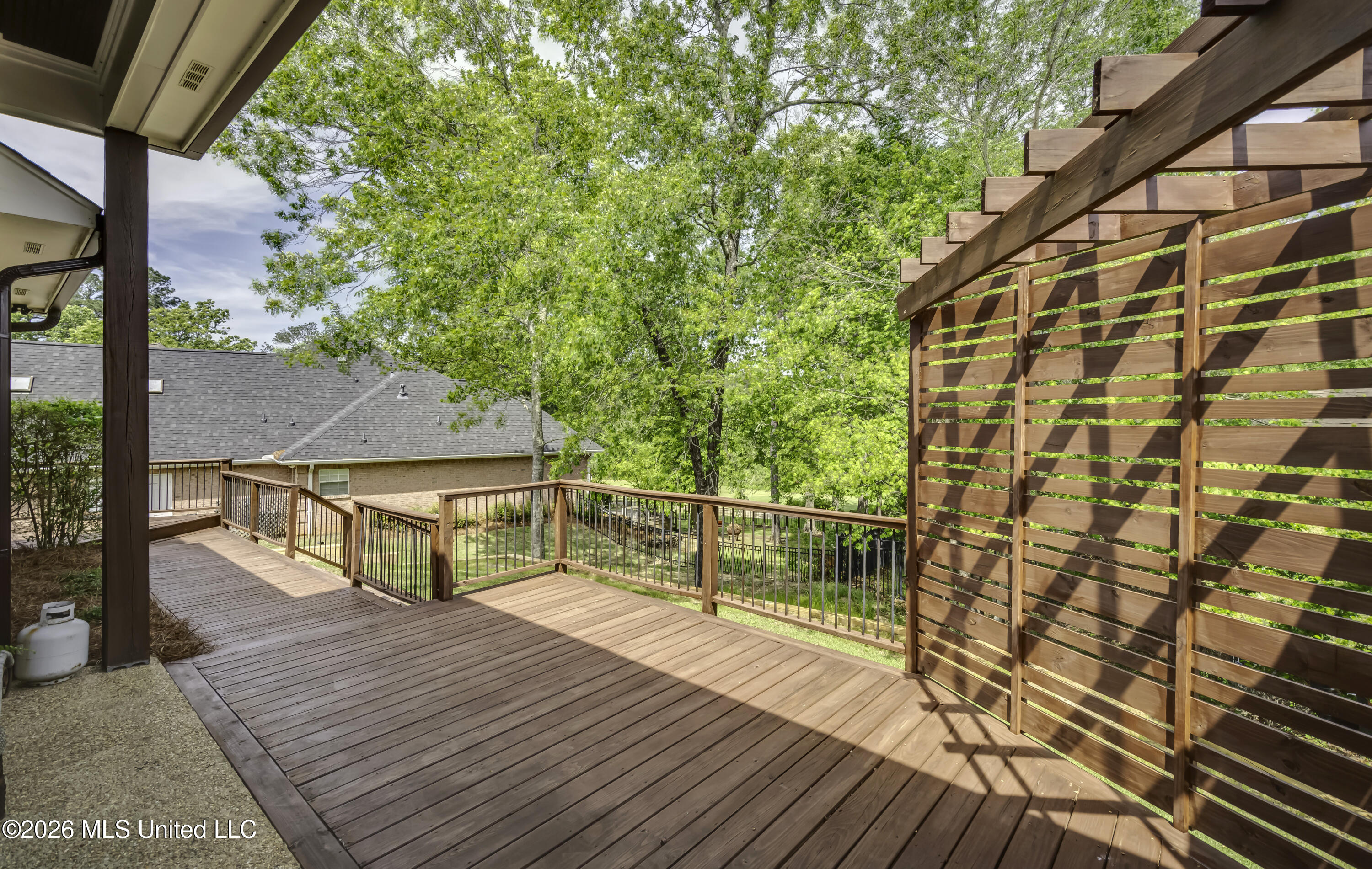 182 Woodlands Glen Circle