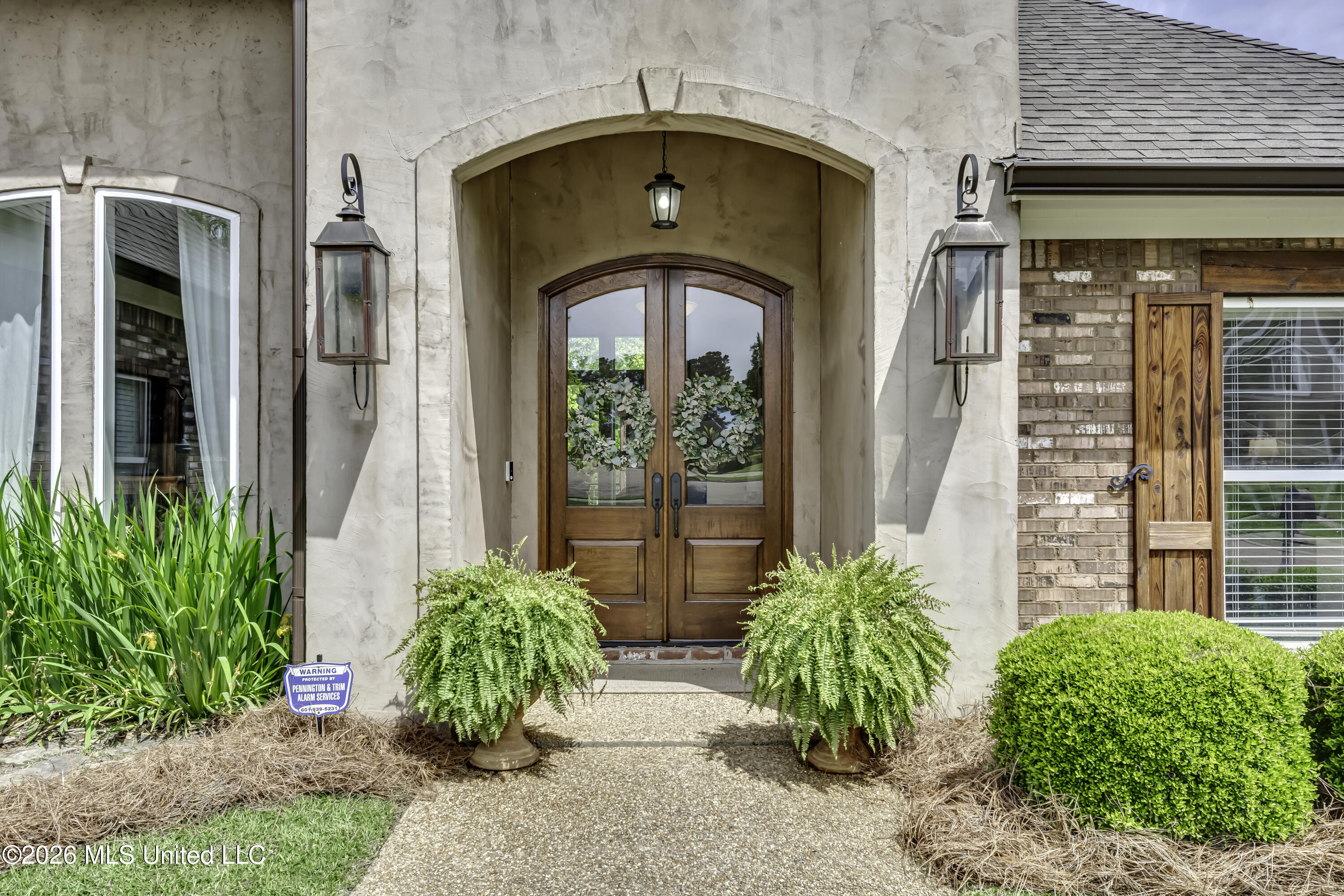 182 Woodlands Glen Circle