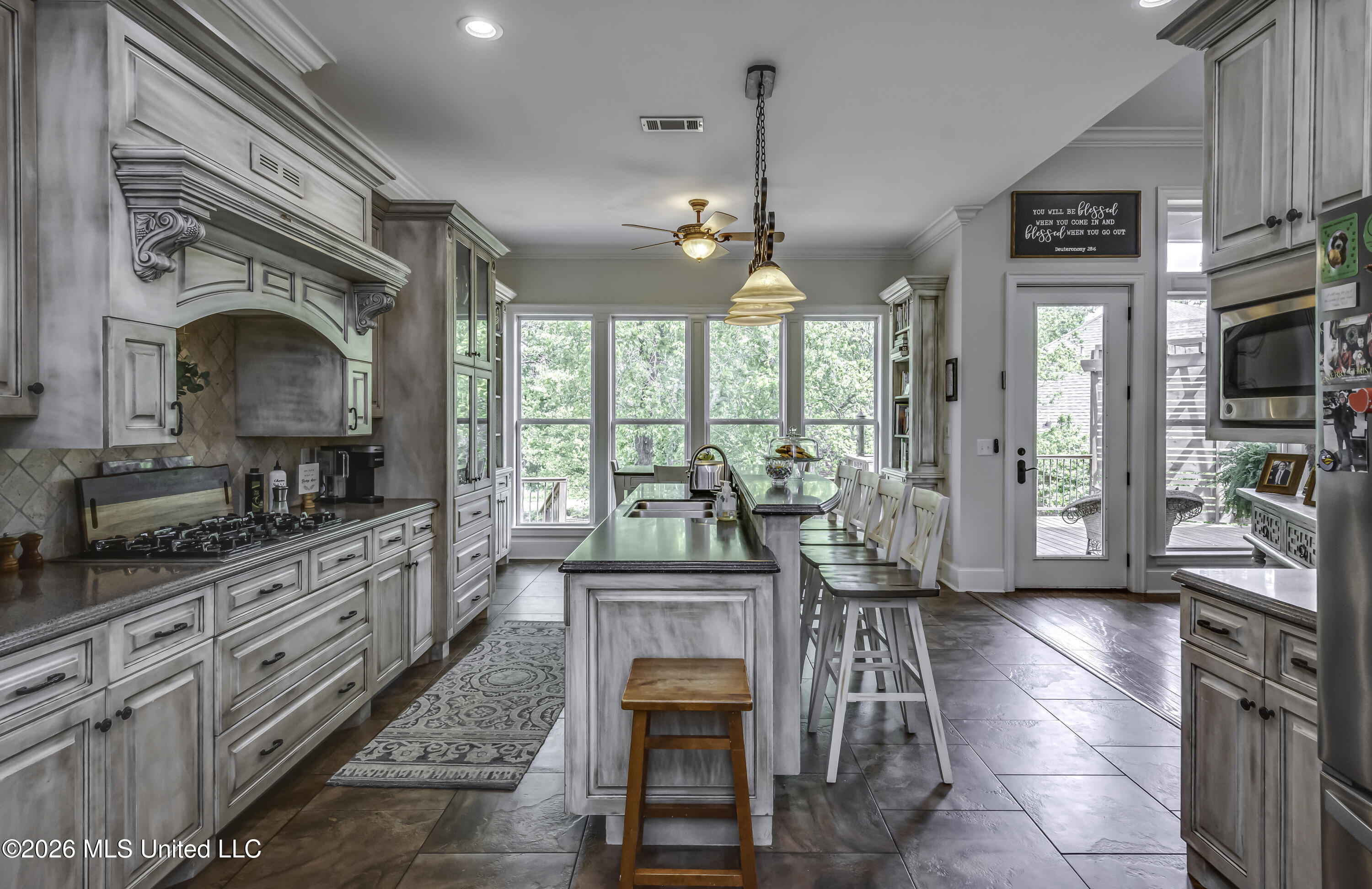 182 Woodlands Glen Circle