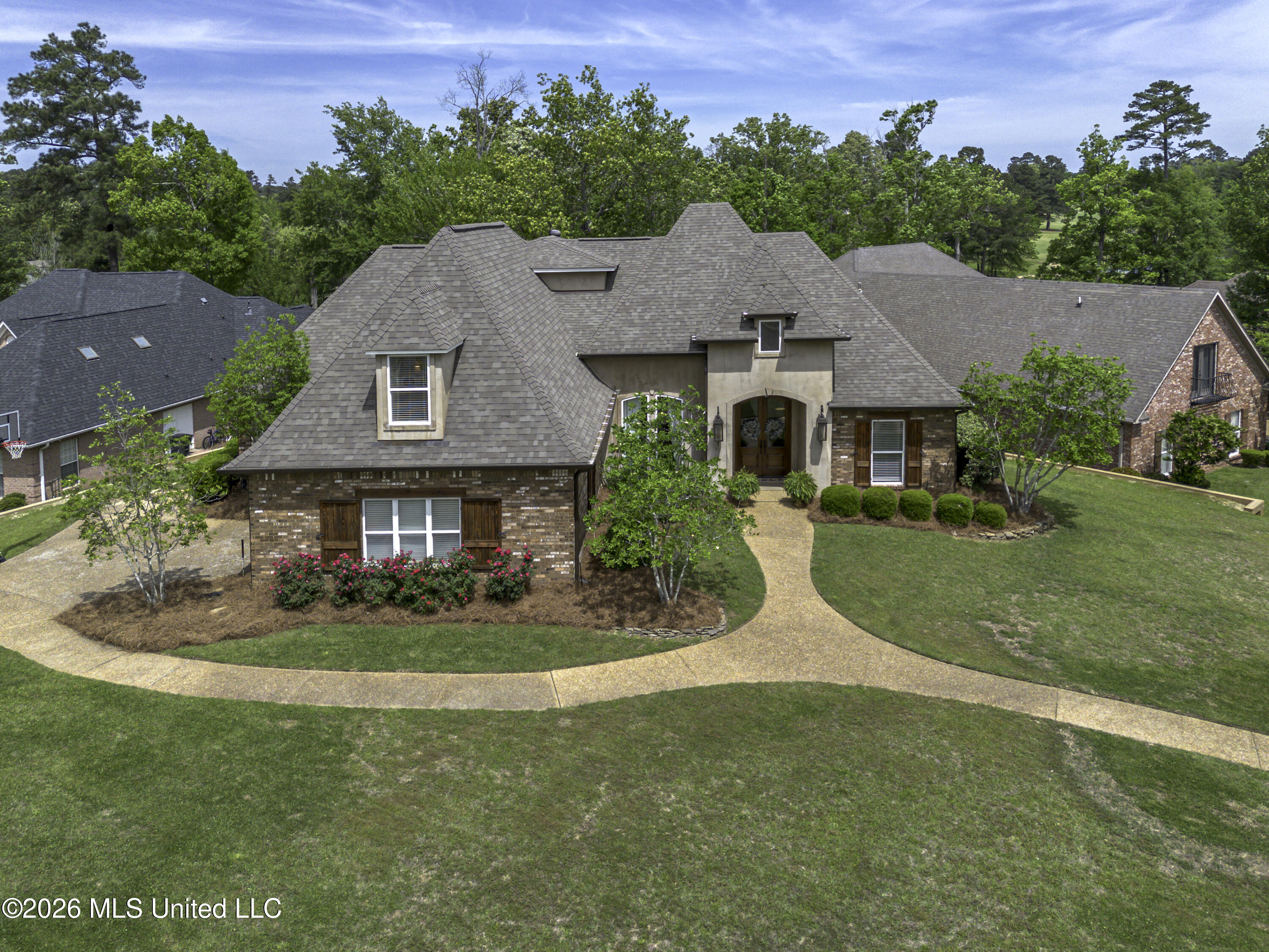 182 Woodlands Glen Circle