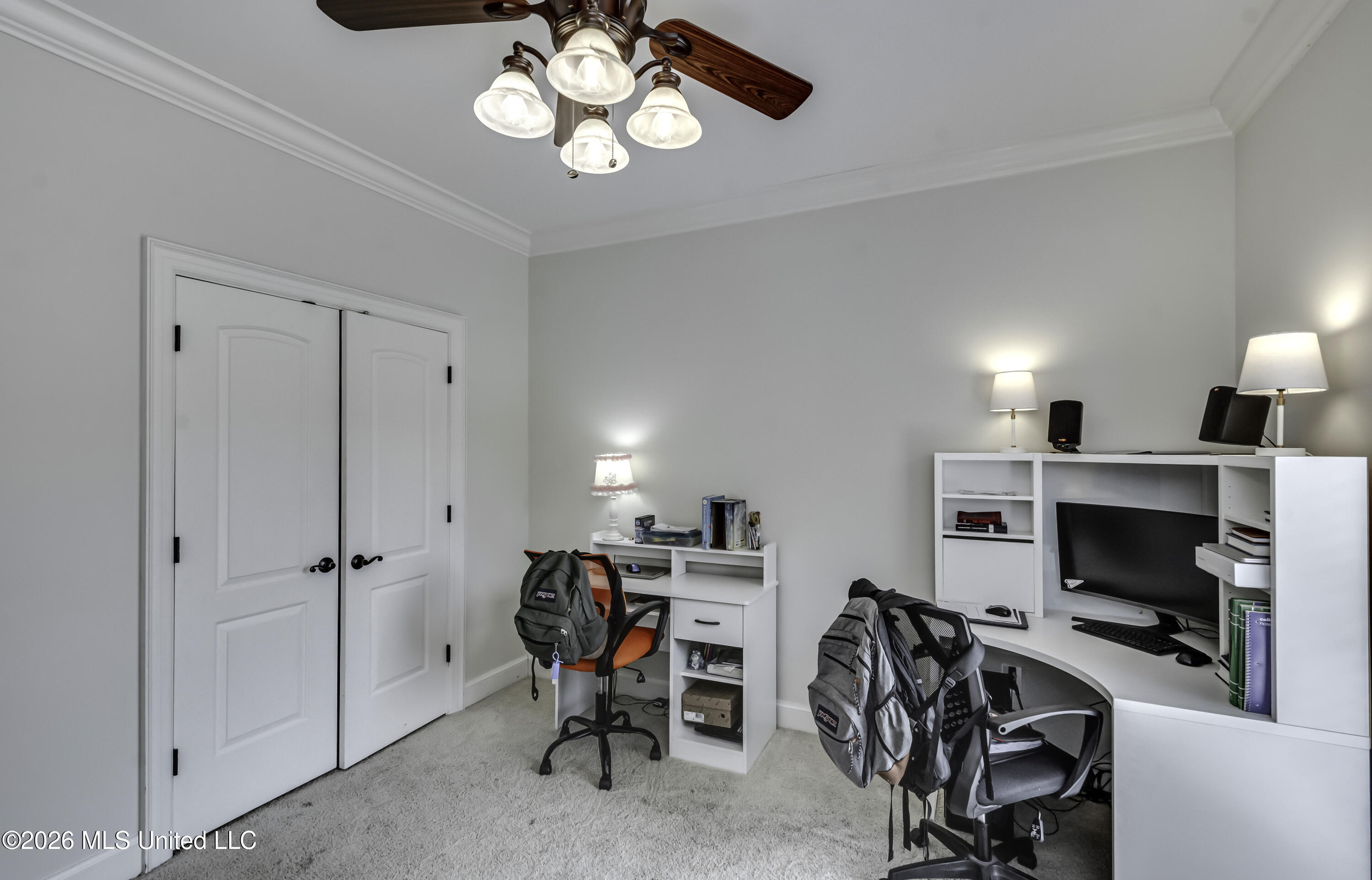 182 Woodlands Glen Circle