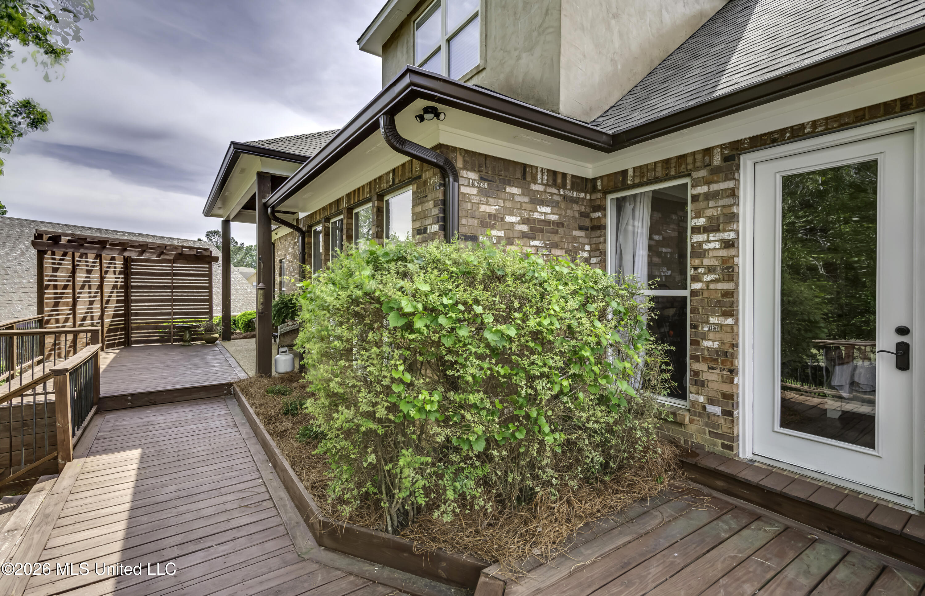 182 Woodlands Glen Circle