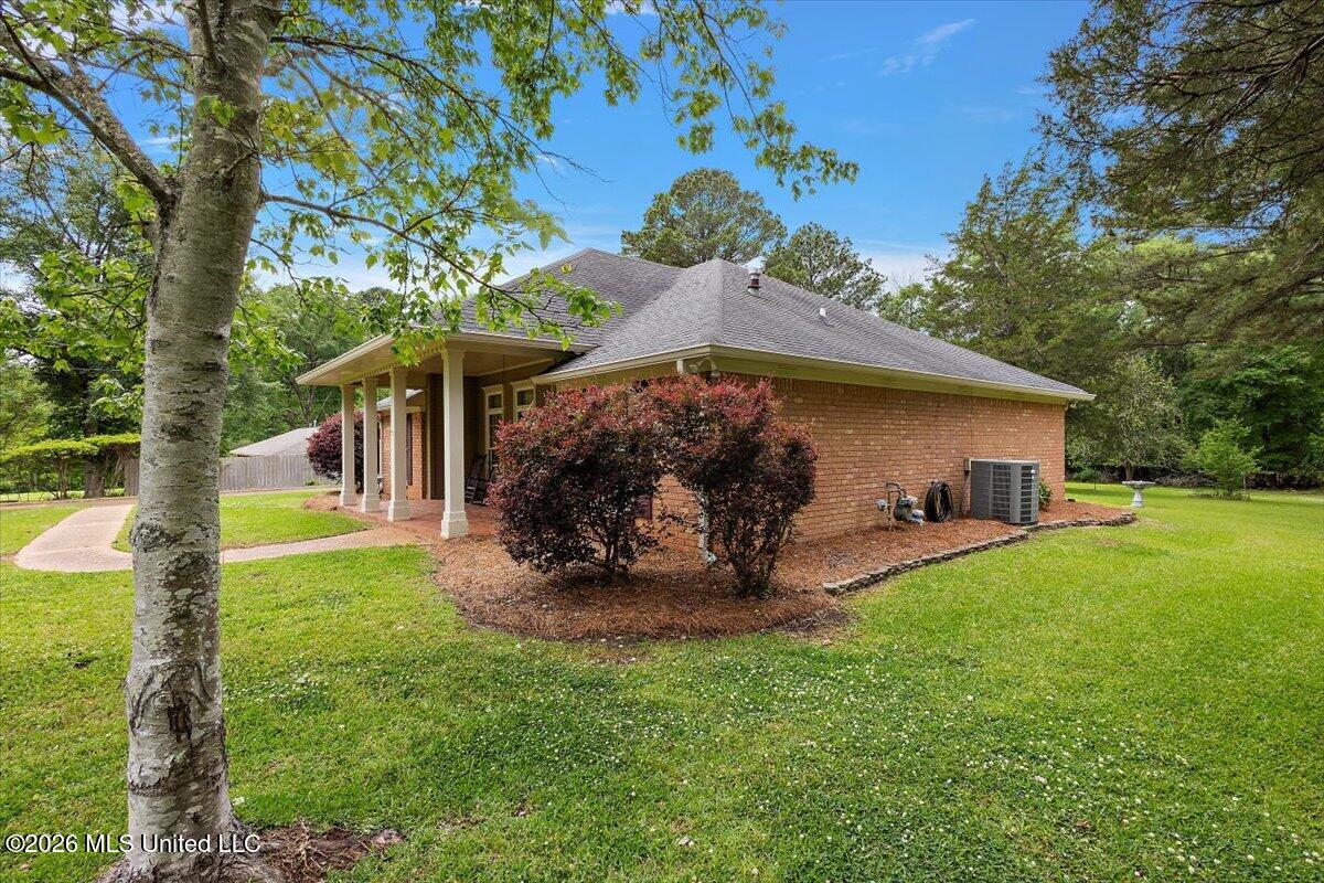 19 Deerfield Drive