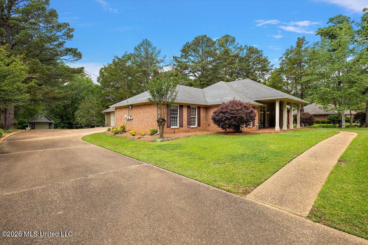 19 Deerfield Drive