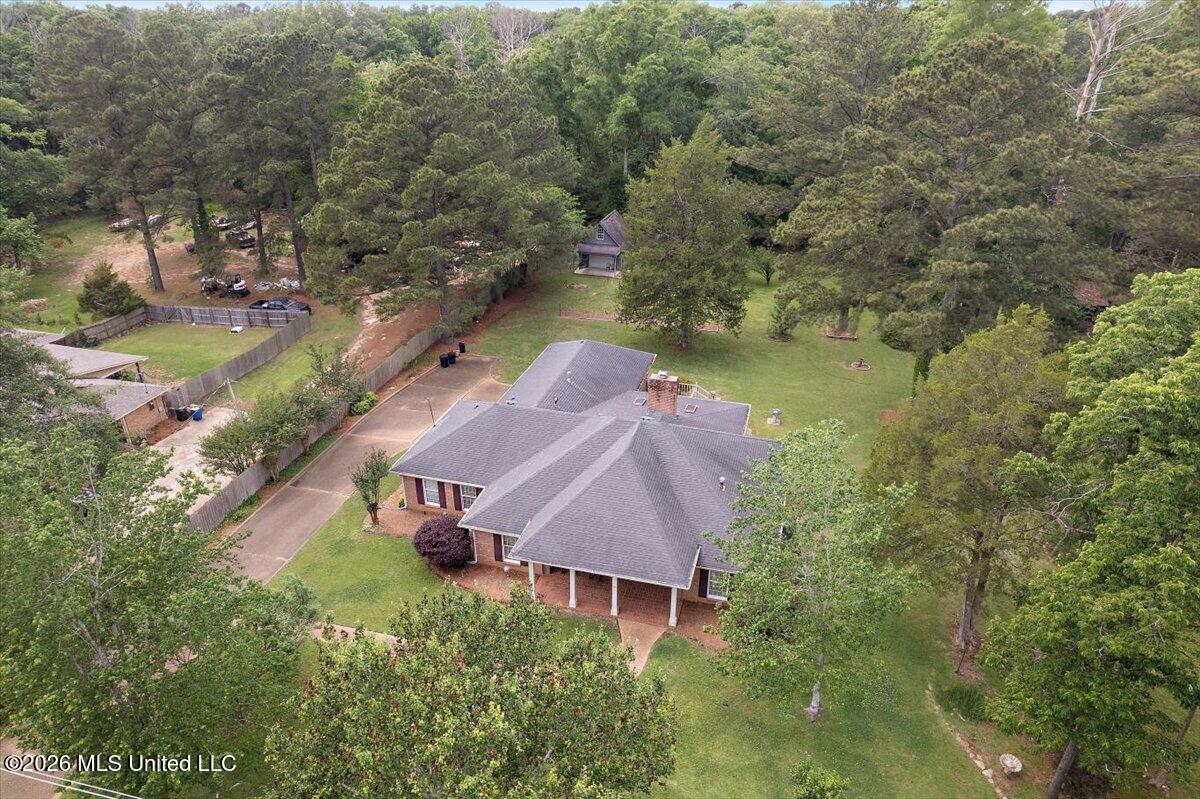 19 Deerfield Drive
