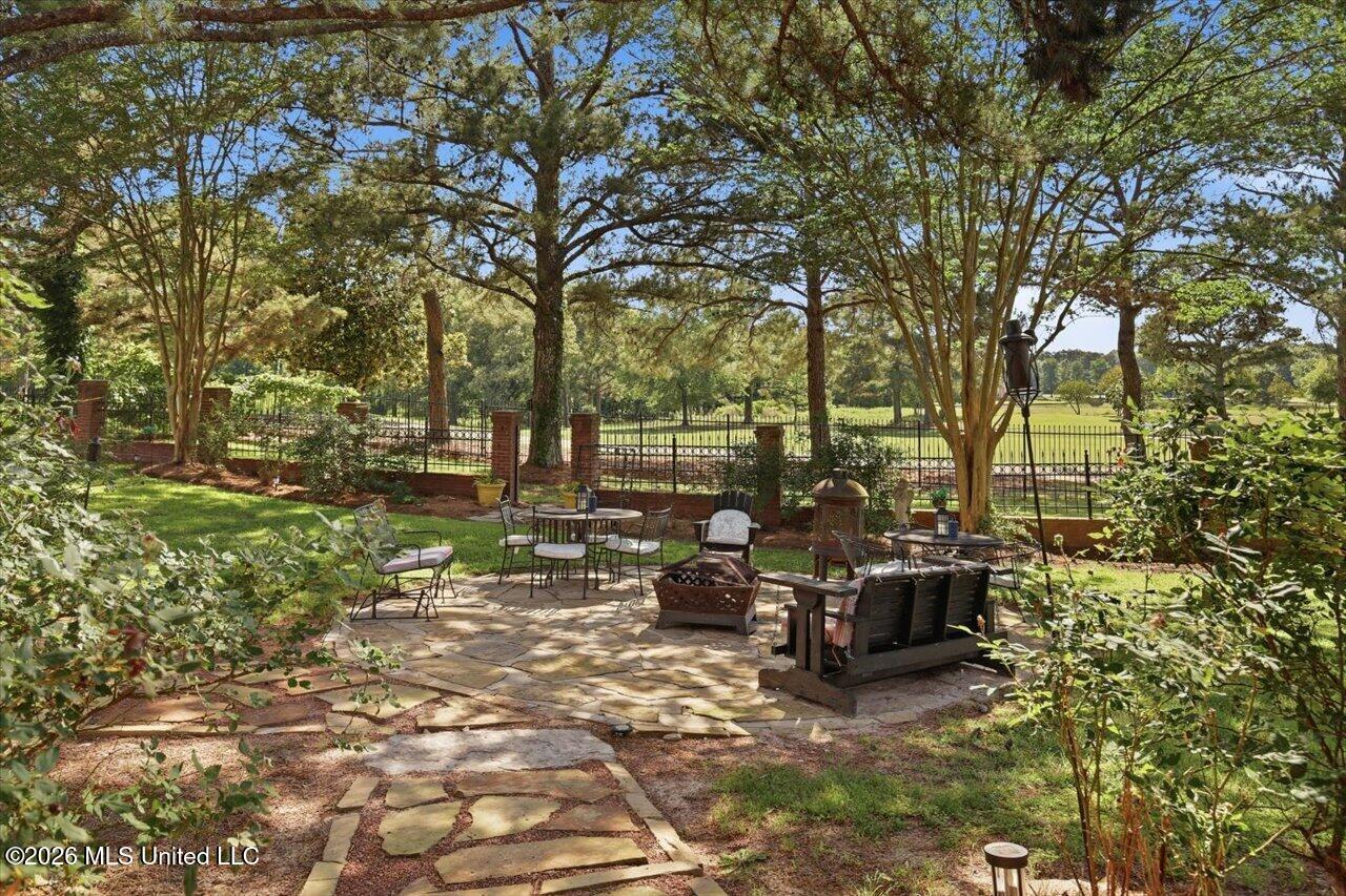 131 Eastpointe Circle