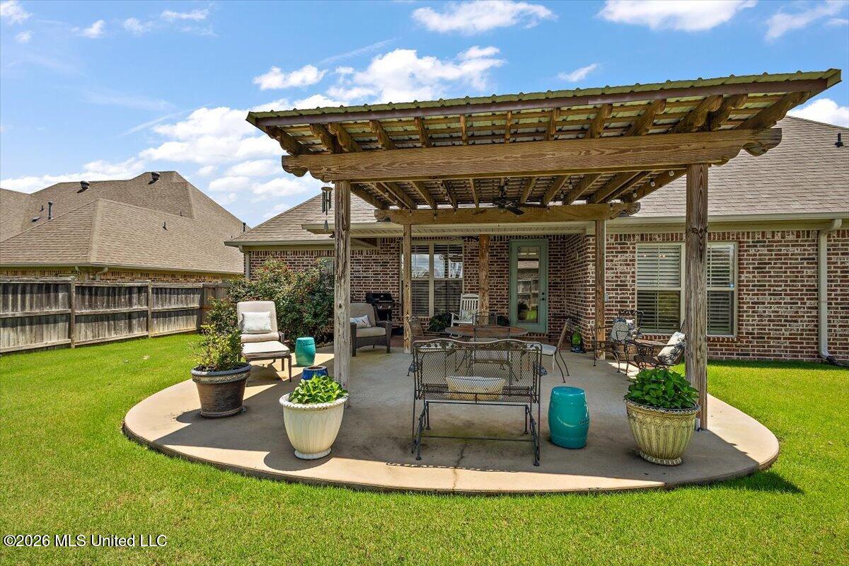 822 Osagian Circle