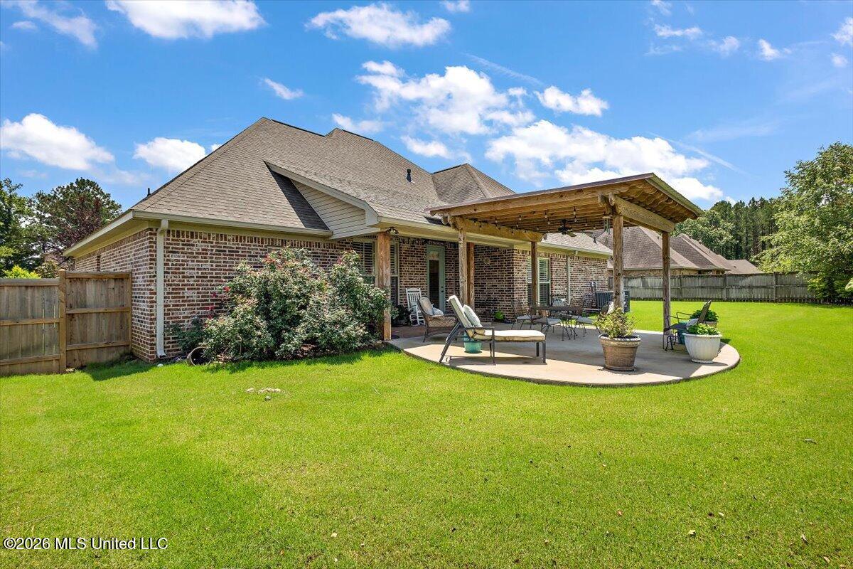 822 Osagian Circle