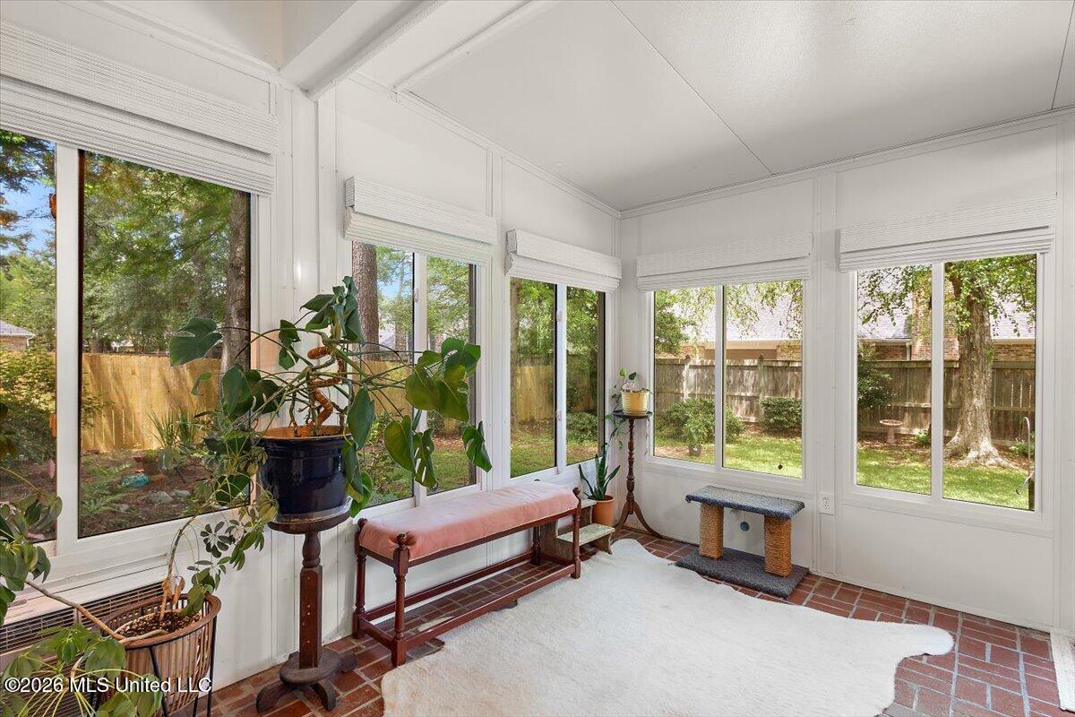 455 Shadowood Drive