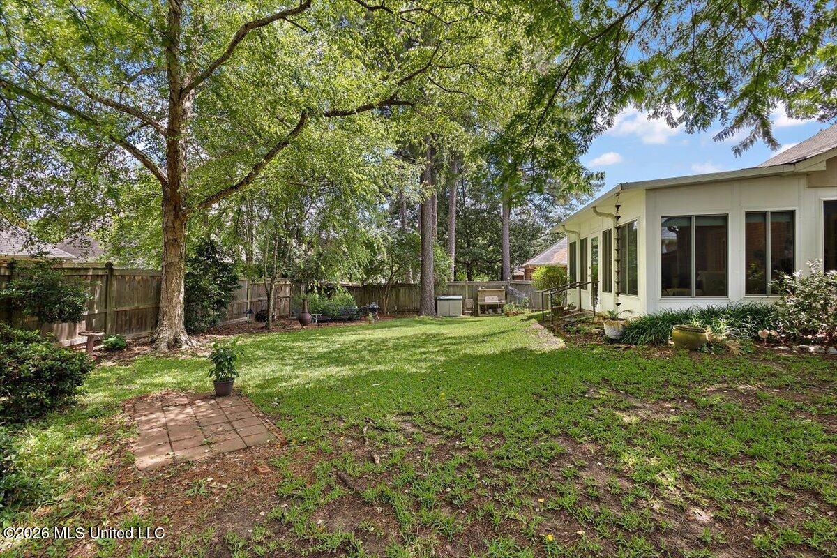 455 Shadowood Drive