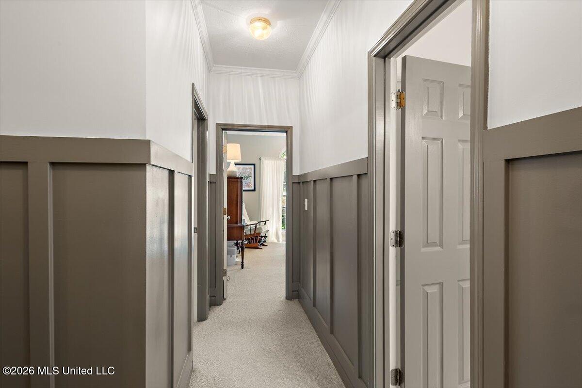 455 Shadowood Drive