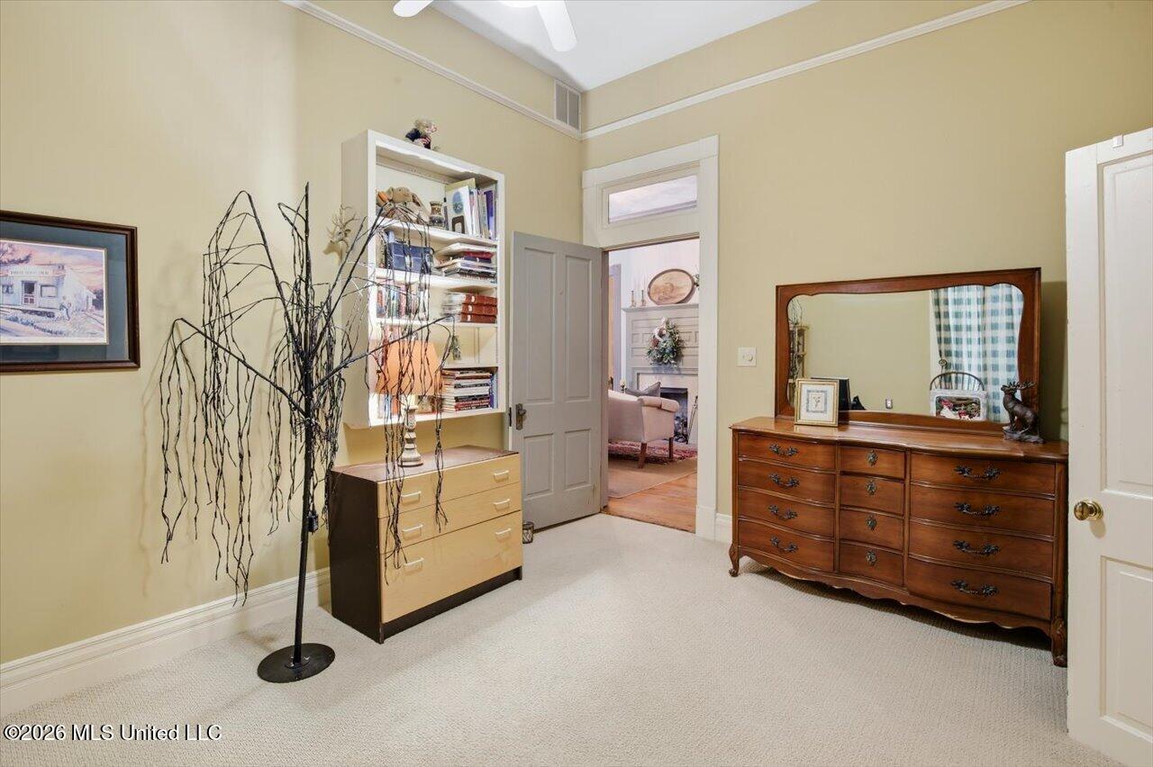 567 Mannsdale Road