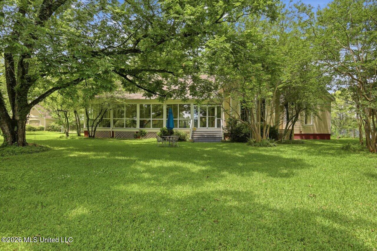 567 Mannsdale Road