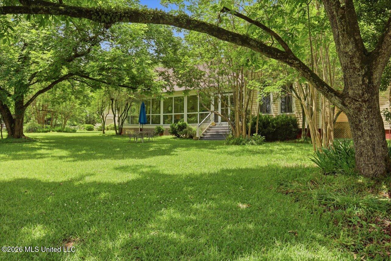 567 Mannsdale Road