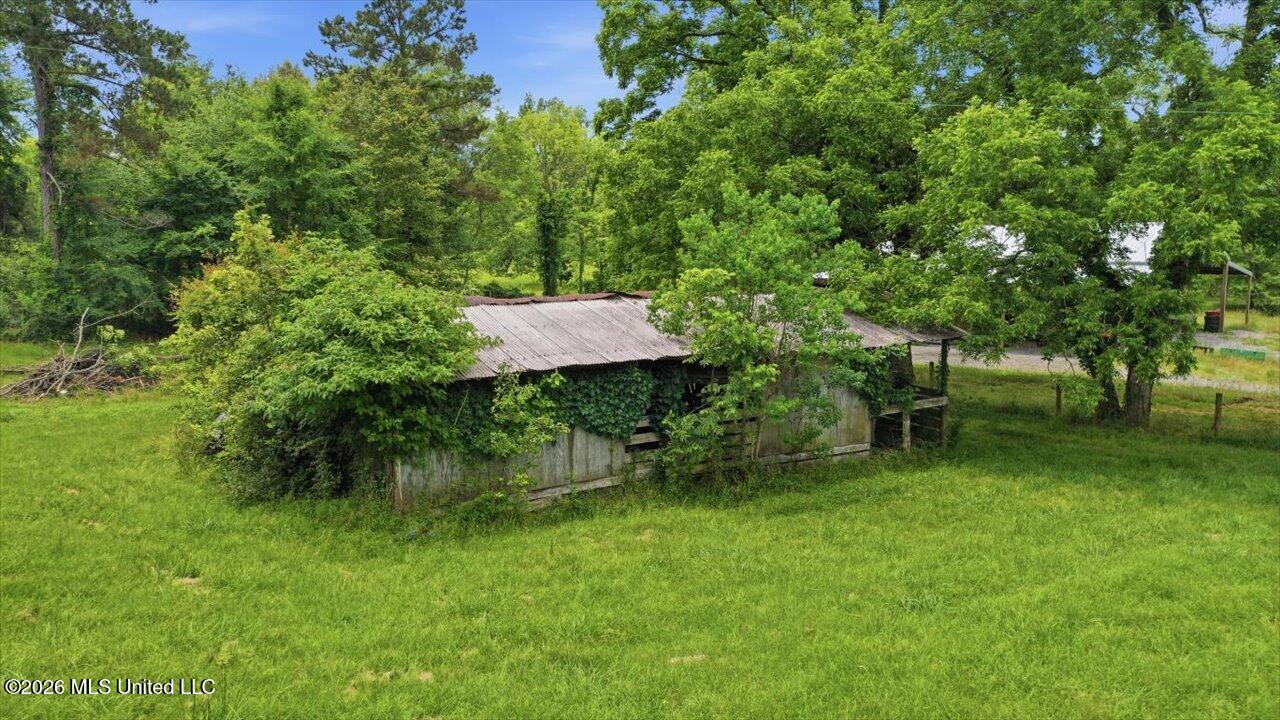 567 Mannsdale Road
