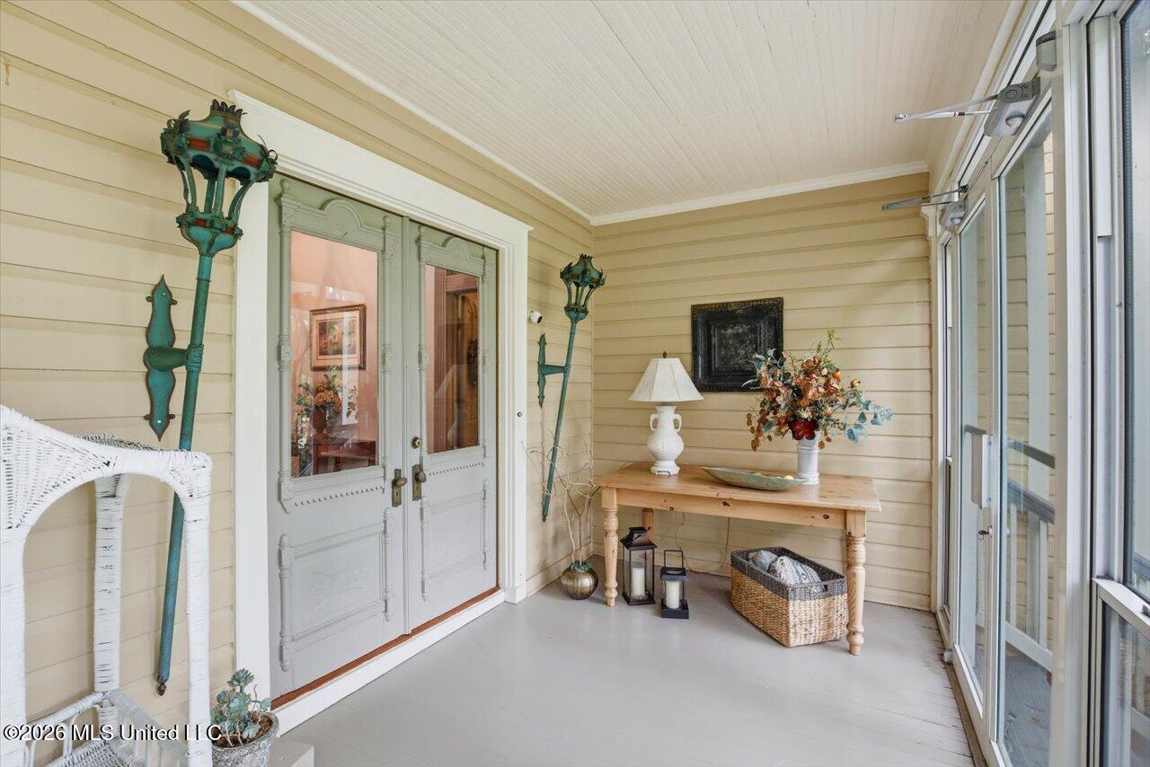 567 Mannsdale Road
