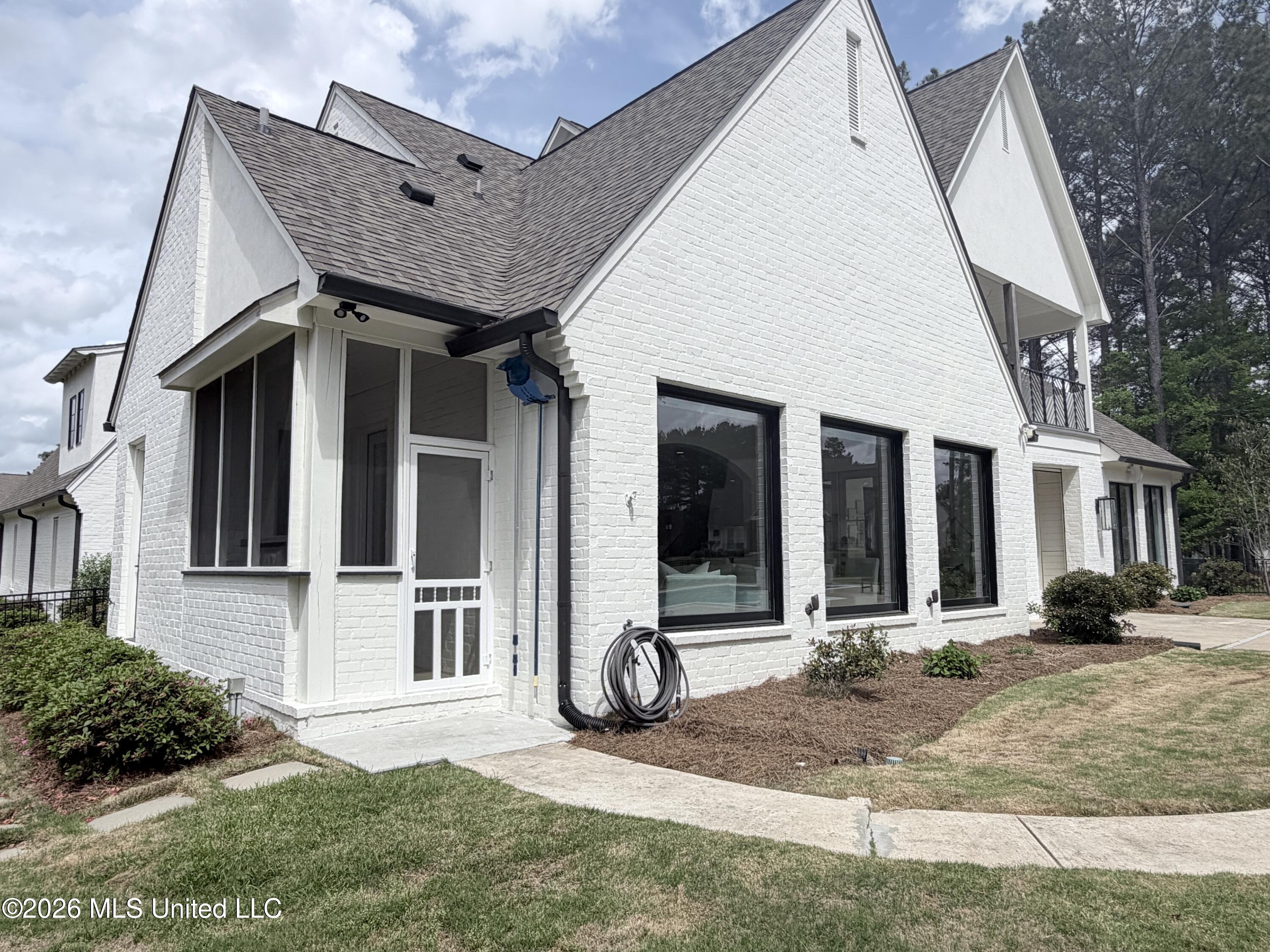 109 Dalton Pointe