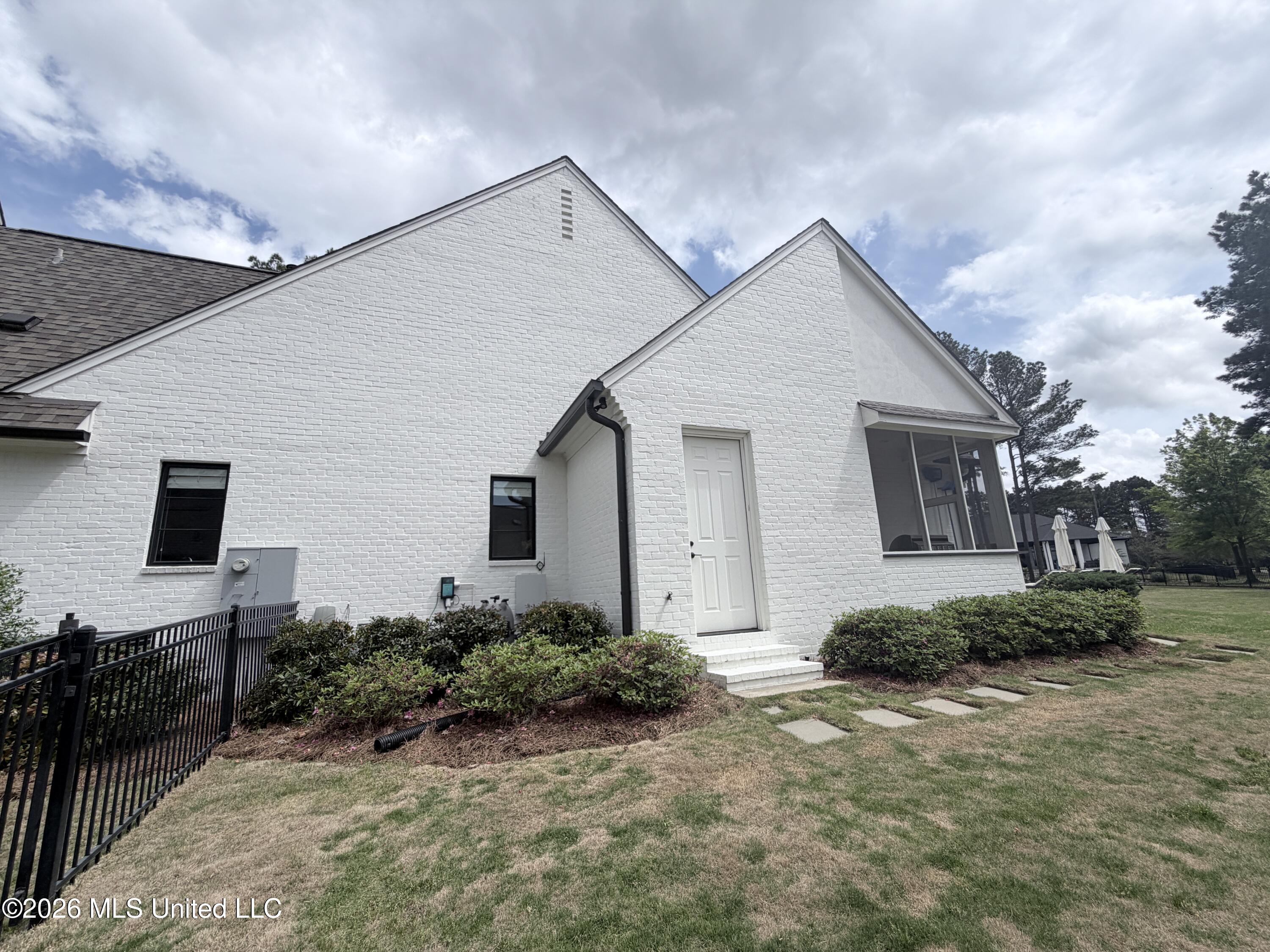 109 Dalton Pointe