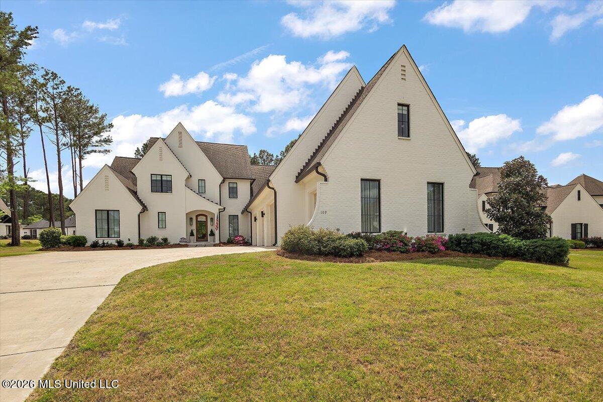 109 Dalton Pointe