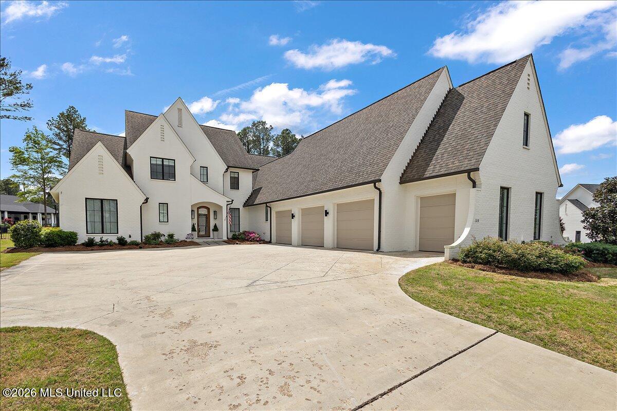 109 Dalton Pointe