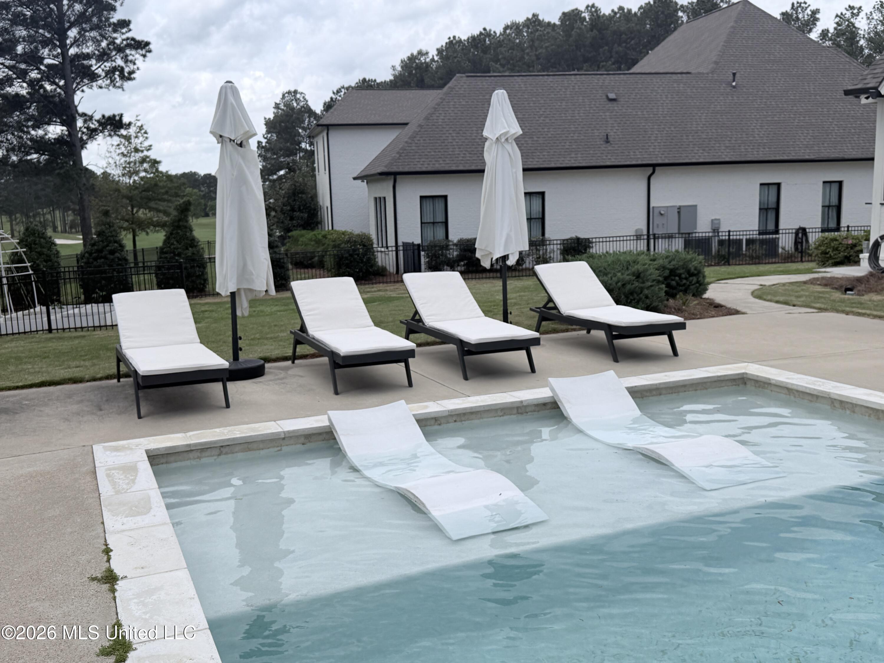 109 Dalton Pointe